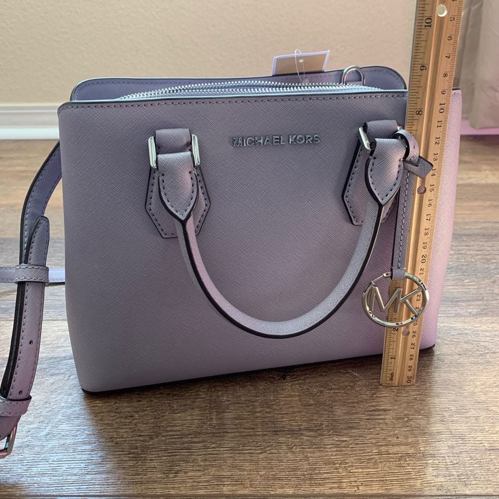 😃SOLD!!💃💃💃🕺🏼😃 🔥💜NEW MK Camille Satchel 💜 - Picture 8 of 8
